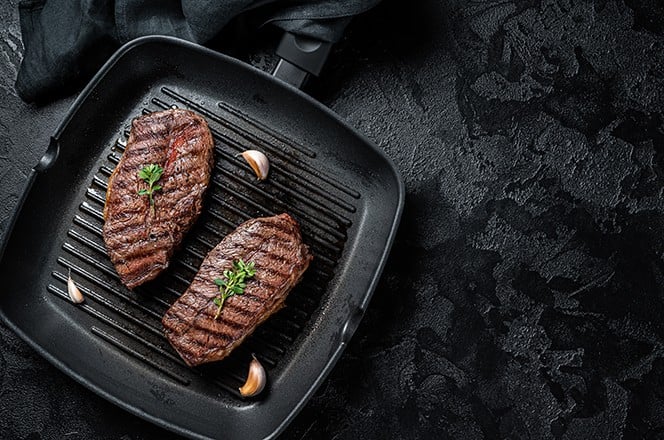 Grilled Top Blade ili mesni odresci peceni na tavi.