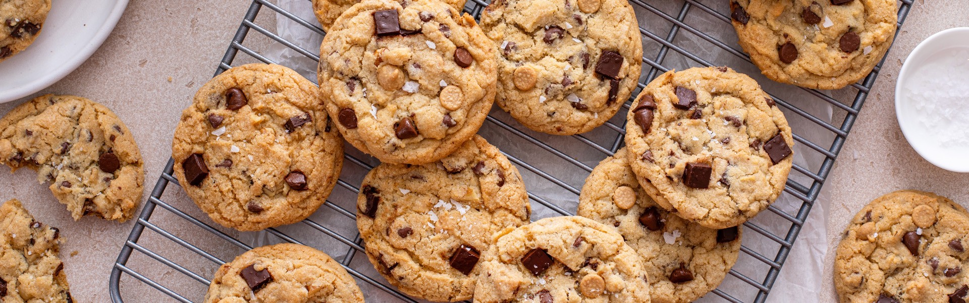chocolate chip cookies