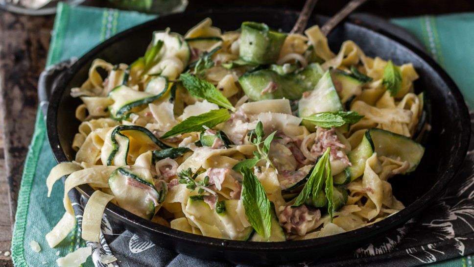 fettucine s tikvicom,slaninom i mentom