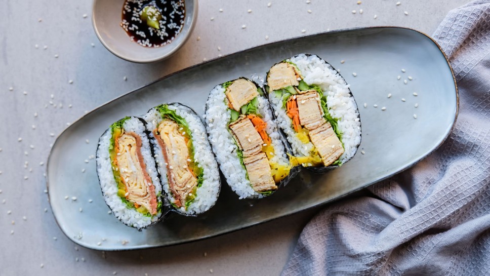 Homemade Japanese cuisine / Onigizaru aka Japanese Sandwich / Ideal for light eater and weight watcher, easy to make with simple but fresh ingredients