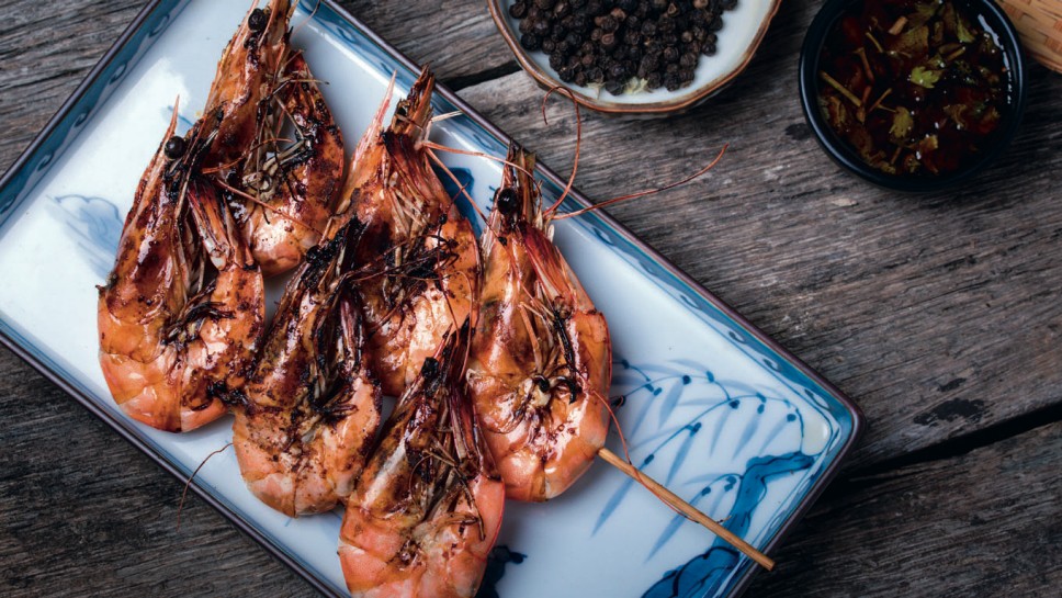 grilled shrimp on skewers. Grilled seafood on skewers with spices, close up; Shutterstock ID 1902791086; purchase_order: Nisa; job: BBQ 2022.; client: Spar Hrvatska; other: 