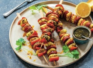 Crispy potato gnocchi skewers grilled with red peppers and chorizo; Shutterstock ID 2054459408; purchase_order: Nisa; job: Dobar tek br 39; client: Spar Hrvatska; other: 
