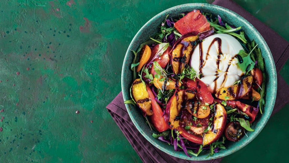 Delicious summer salad with burrata cheese and grilled peaches, arugula and microgreens. Healthy eating. copy space; Shutterstock ID 2087230393; purchase_order: Nisa; job: BBQ 2022.; client: Spar Hrvatska; other: 
