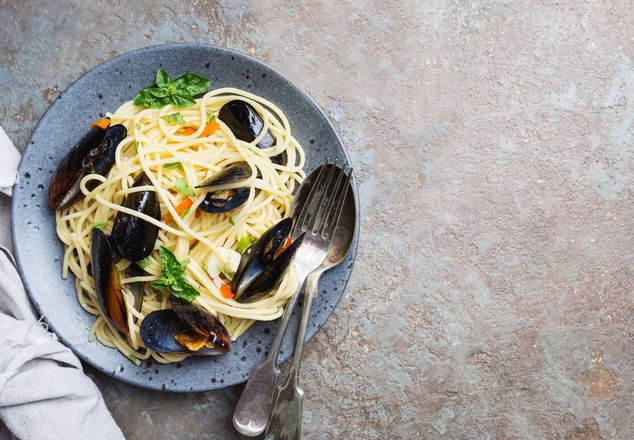 spageti sa skoljkama