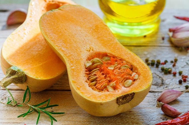 nareznana butternut bundeva