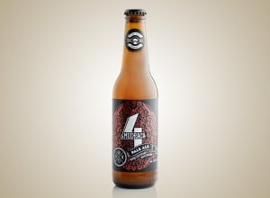 4 Mudraca svijetlo pale ale pivo beige pozadina