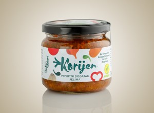 Korijen povrtni dodatak jelima beige pozadina