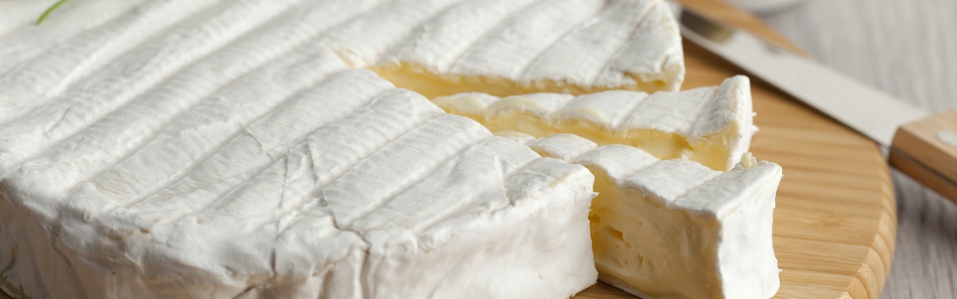 206646883 narezani brie sir izbliza