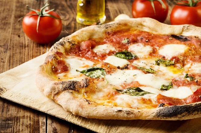 1051494194 Traditional Neapolitan Pizza
